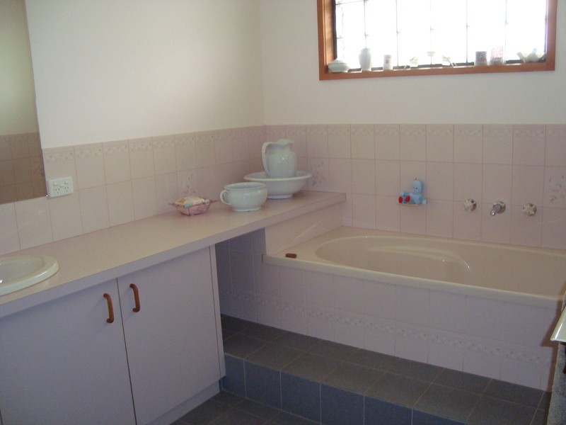 18 McPherson Street, Swan Hill VIC 3585