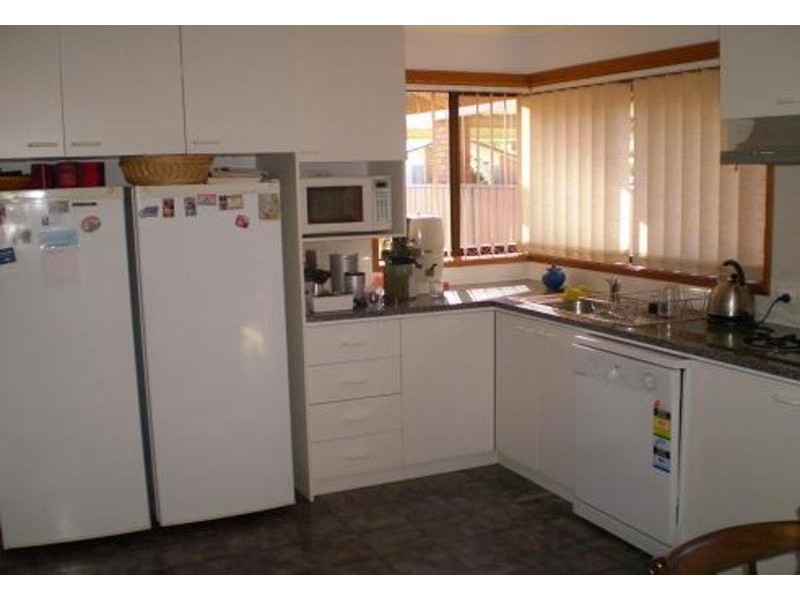 21 Poole Boulevard, Swan Hill VIC 3585