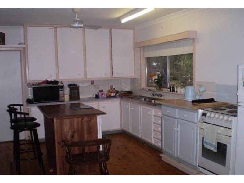 2526 Murray Valley Highway, Vinifera VIC 3591