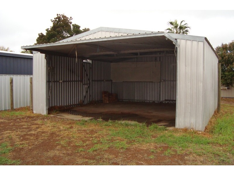 165 Stradbroke Avenue, Swan Hill VIC 3585