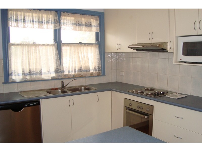 165 Stradbroke Avenue, Swan Hill VIC 3585