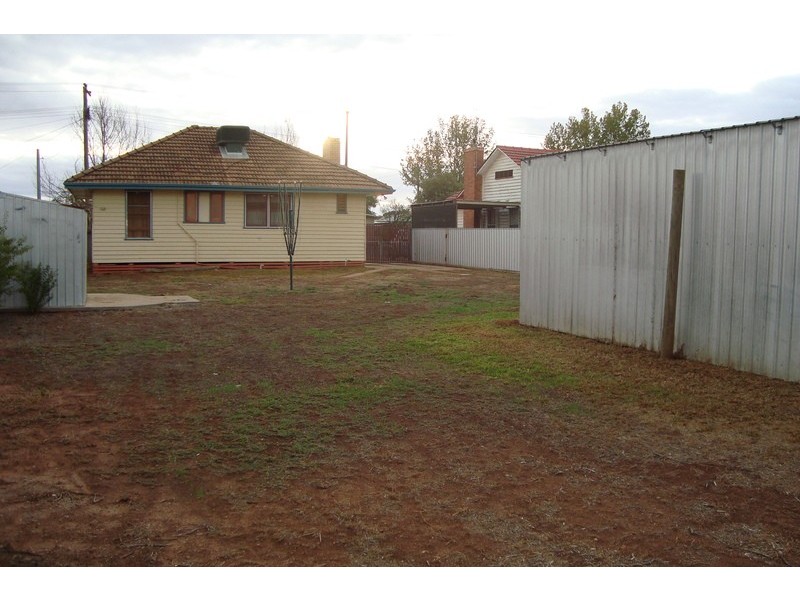 165 Stradbroke Avenue, Swan Hill VIC 3585