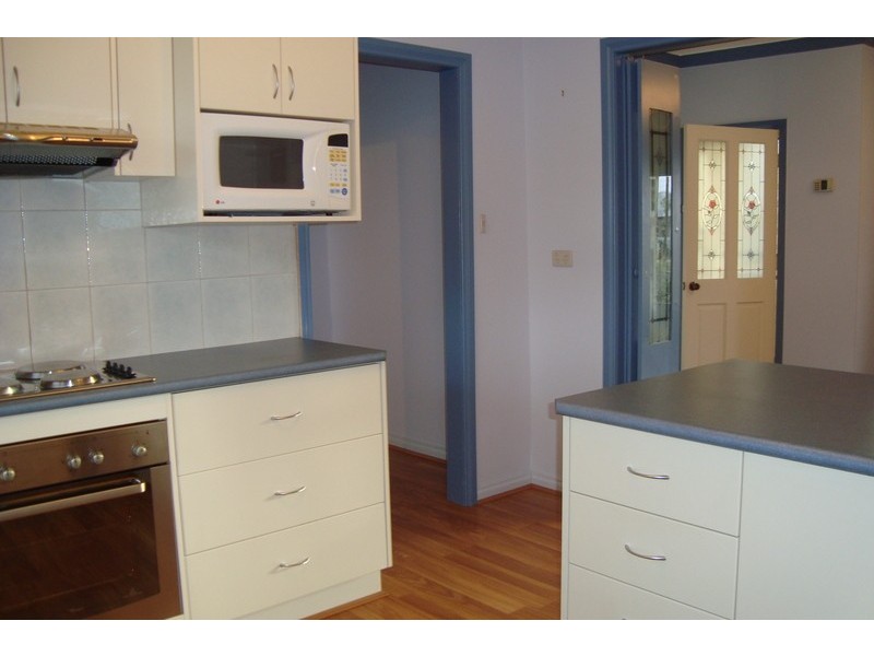 165 Stradbroke Avenue, Swan Hill VIC 3585