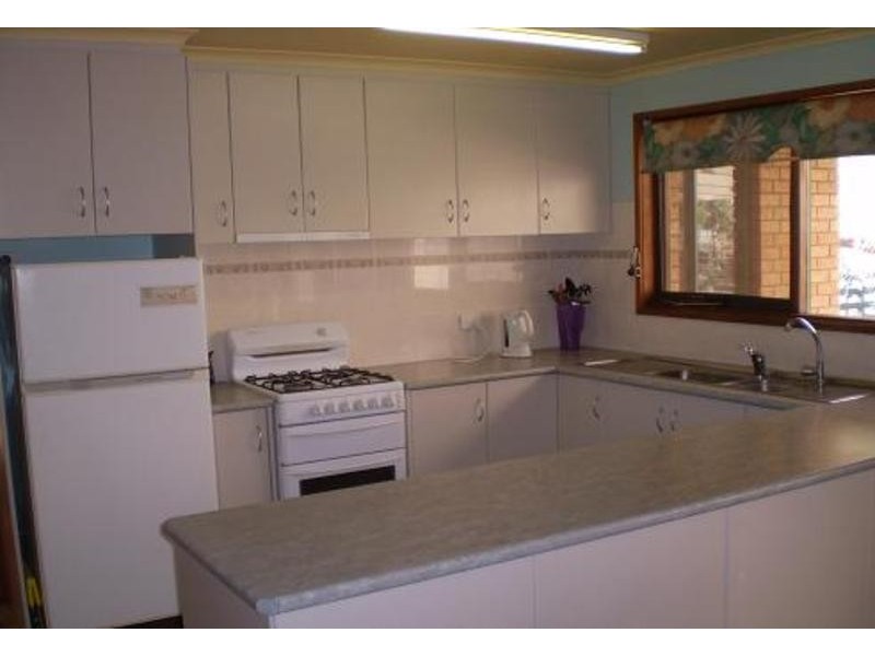 4823 Murray Valley Highway, Castle Donnington VIC 3585