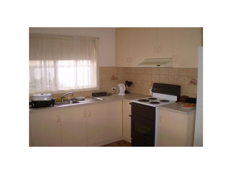 1-2 Ledwidge Court, Swan Hill VIC 3585