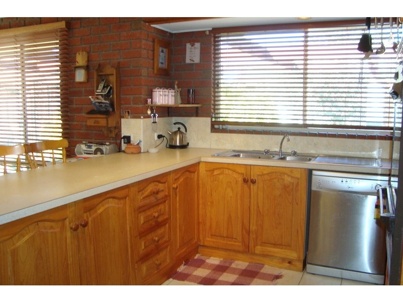 3 Makepeace Street, Swan Hill VIC 3585