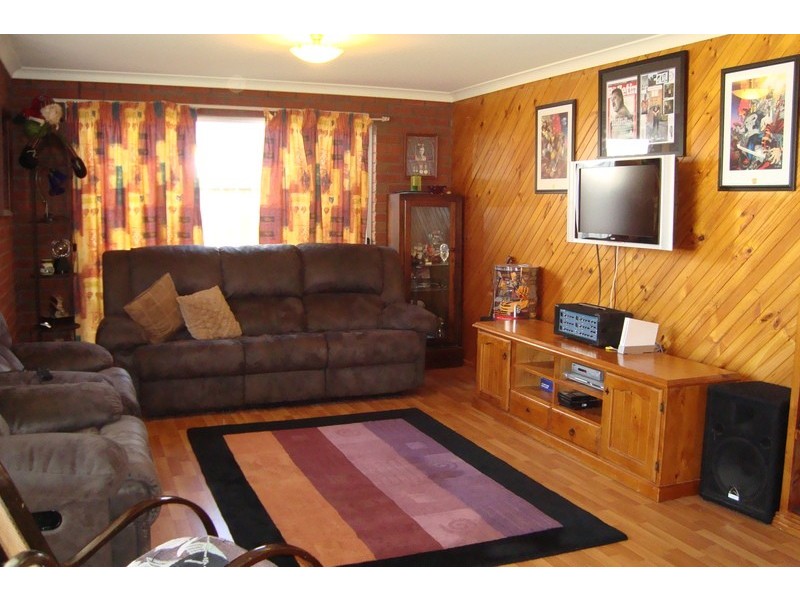 3 Makepeace Street, Swan Hill VIC 3585