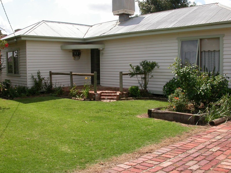 42 Burton Street, Swan Hill VIC 3585