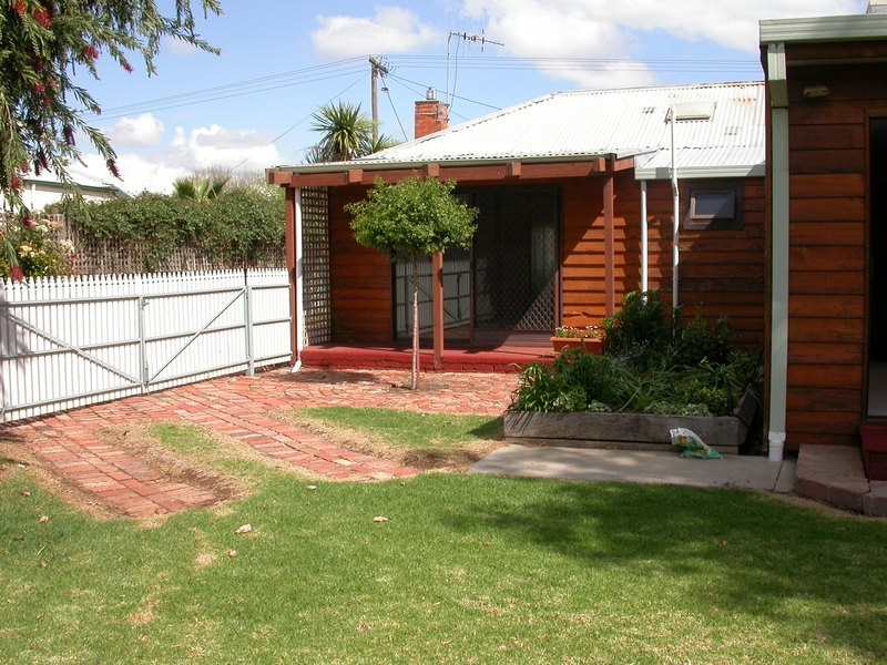 42 Burton Street, Swan Hill VIC 3585