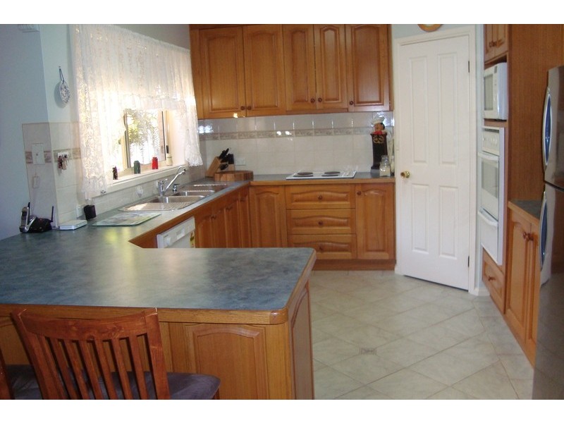 7 Sandpiper Drive, Murray Downs NSW 3585