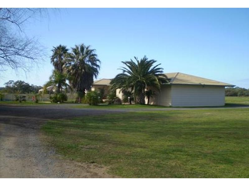 126 Murray Valley Highway, Nyah VIC 3594