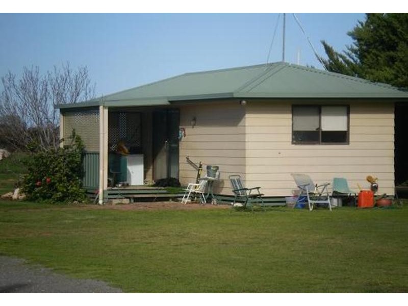 126 Murray Valley Highway, Nyah VIC 3594