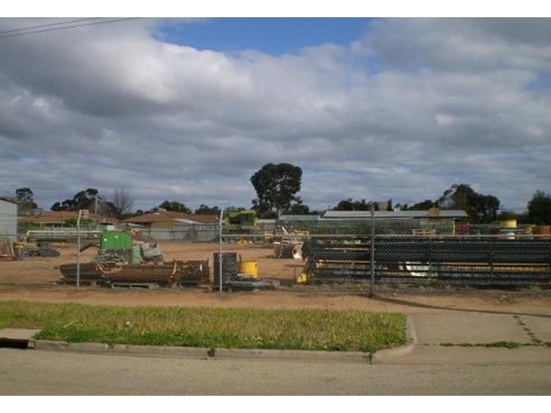 11-13 George Street, Swan Hill VIC 3585