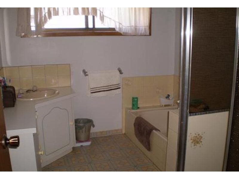 9 McPherson Street, Swan Hill VIC 3585