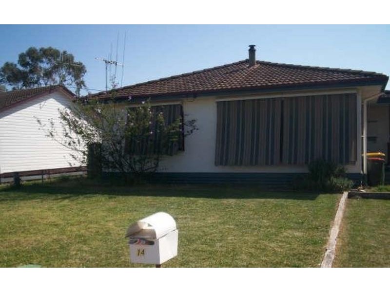 14 Bruton Grove, Swan Hill VIC 3585
