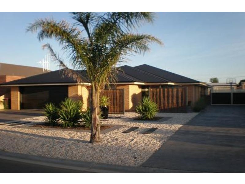 3 Melis Court, Swan Hill VIC 3585