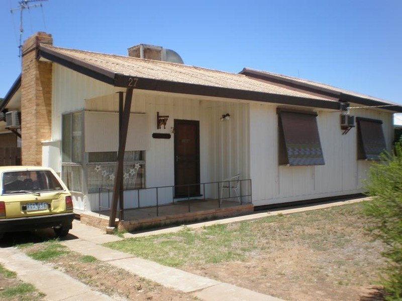 27 Dunstone Street, Swan Hill VIC 3585