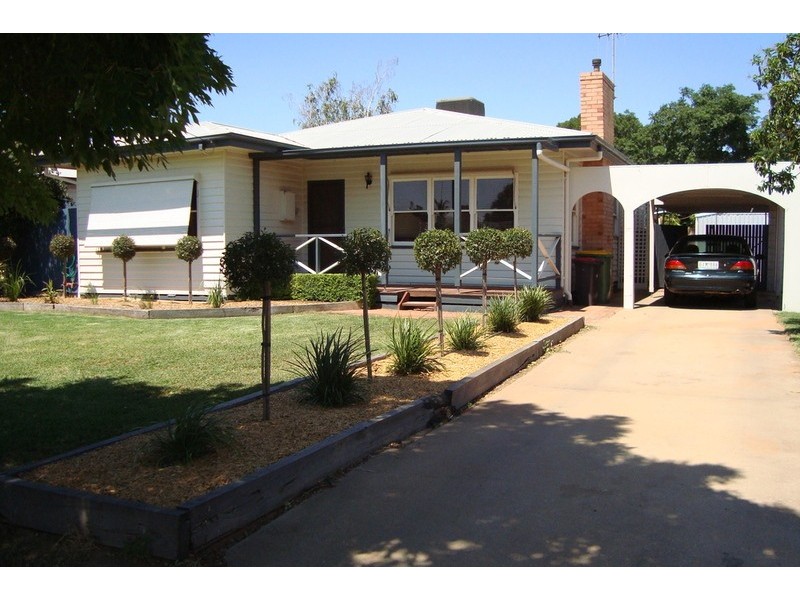19 Dunstone Street, Swan Hill VIC 3585