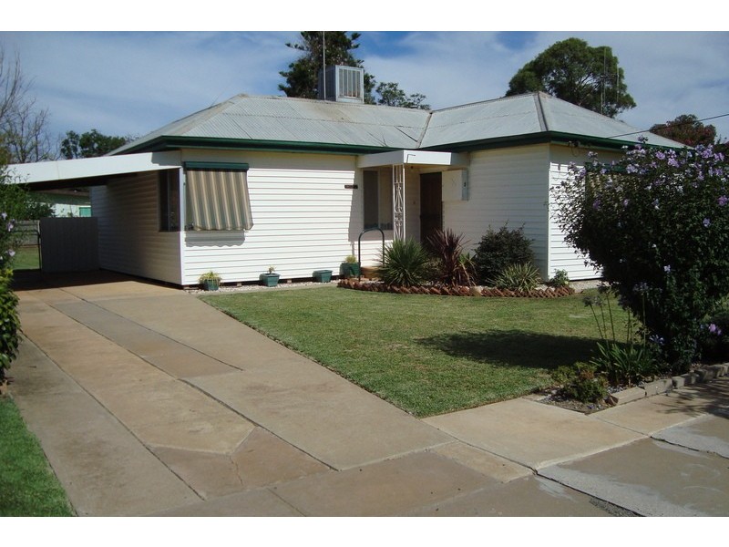 3 Dunstone Street, Swan Hill VIC 3585