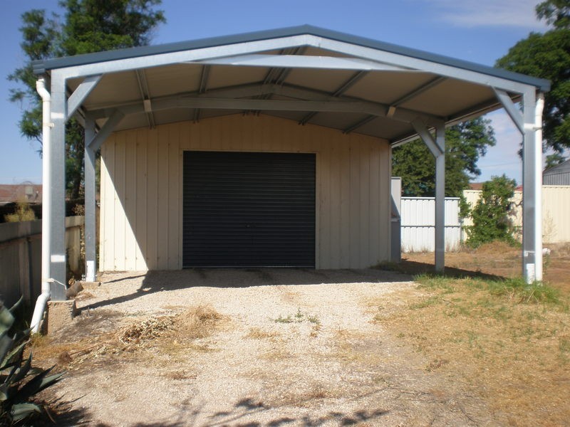 11 Murray Street, Lake Boga VIC 3584