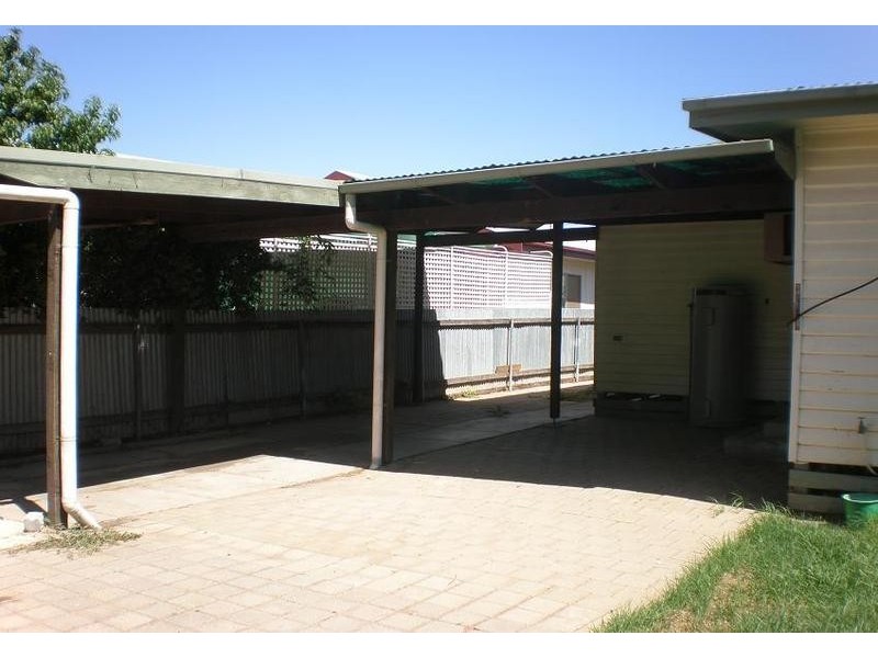 17 Standen Street, Swan Hill VIC 3585