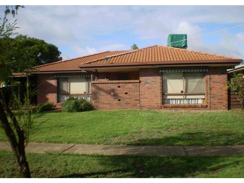 1 Ellwood Court, Swan Hill VIC 3585