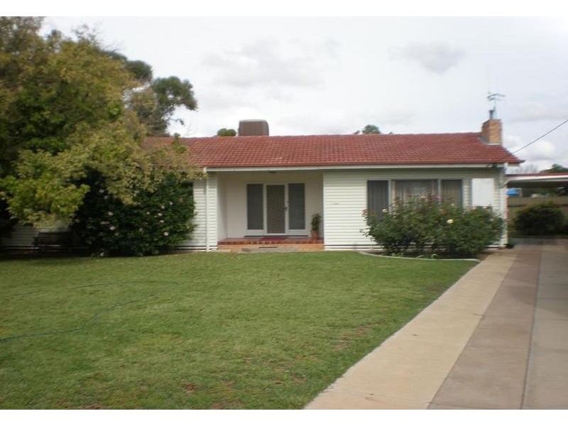 13 Ferguson Court, Swan Hill VIC 3585