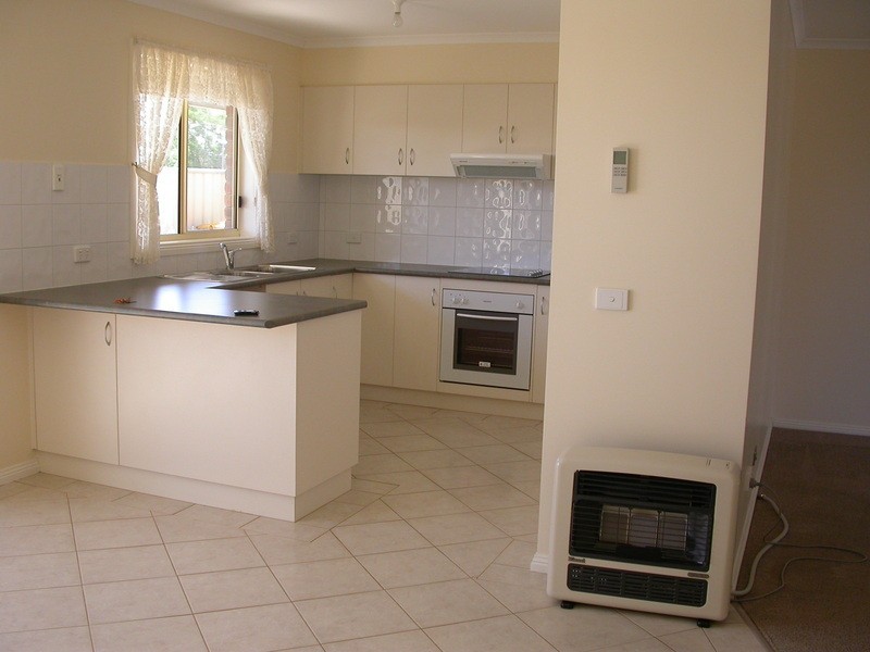 1/19 Dellar Street, Swan Hill VIC 3585