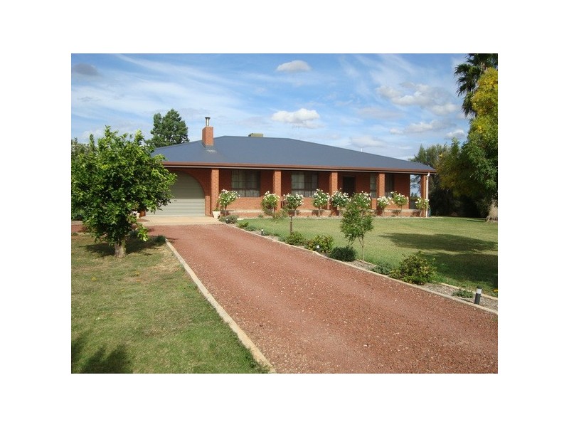 75 McGregor Lane, Vinifera VIC 3591