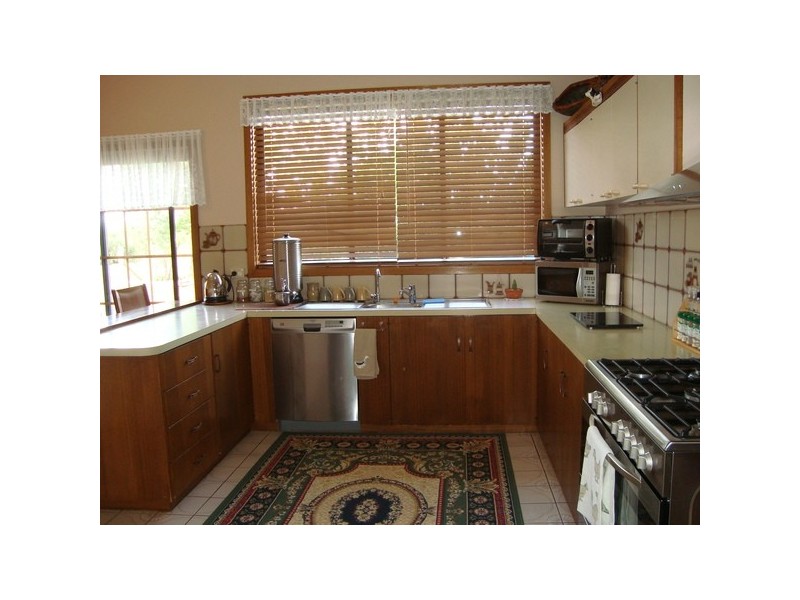 75 McGregor Lane, Vinifera VIC 3591