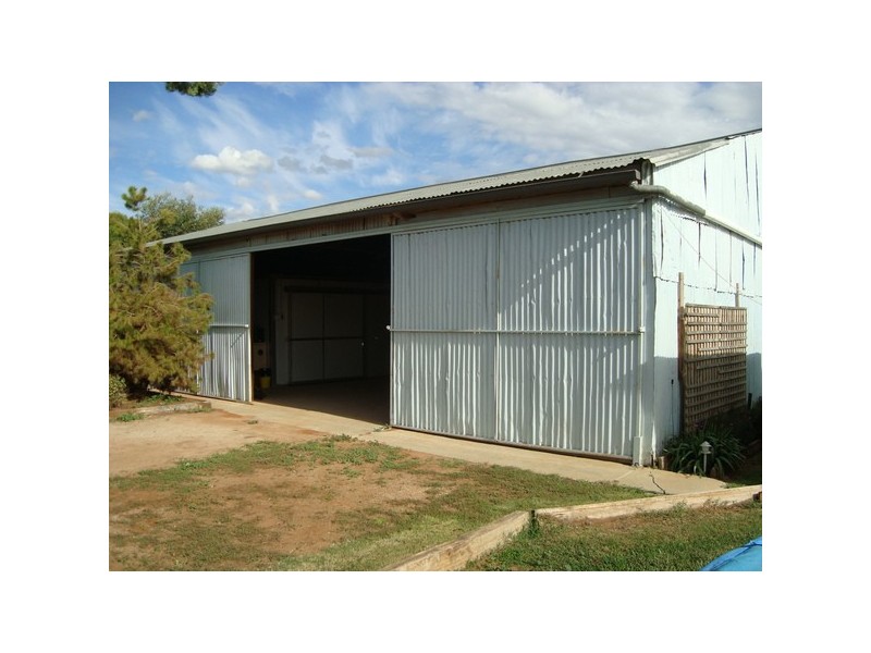 75 McGregor Lane, Vinifera VIC 3591