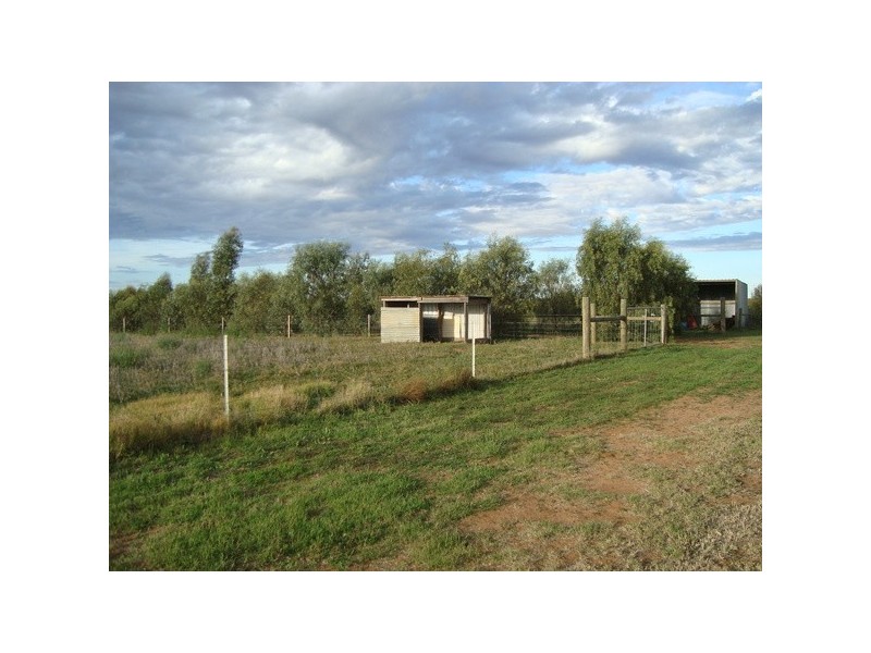 75 McGregor Lane, Vinifera VIC 3591