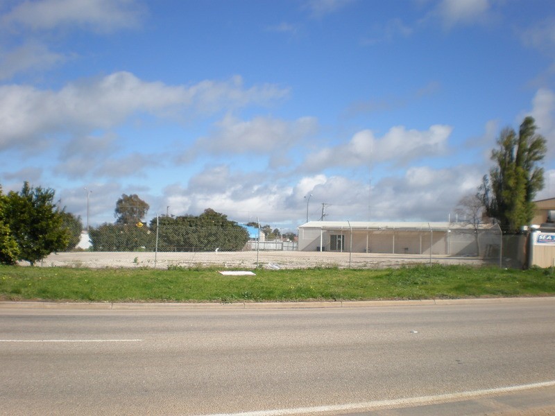 27-33 Nyah Road, Swan Hill VIC 3585