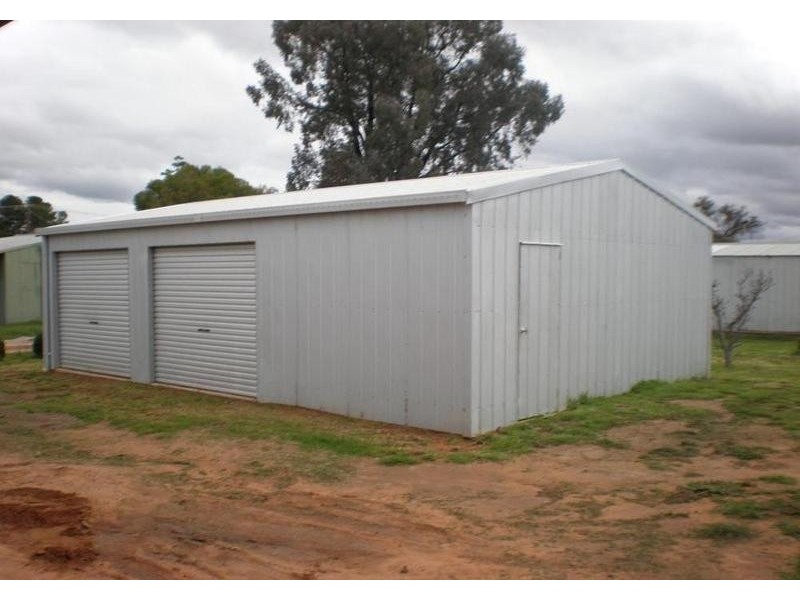4 Lalbert Road, Lake Boga VIC 3584