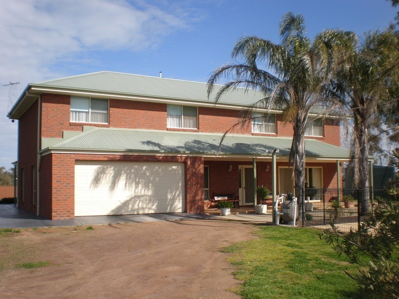 1 Davidsons Lane, Murray Downs NSW 3585
