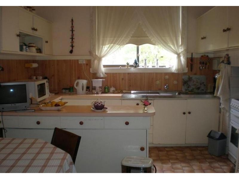 16 Mitchell Street, Swan Hill VIC 3585