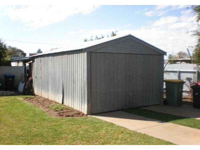 15 Drummond Street, Swan Hill VIC 3585