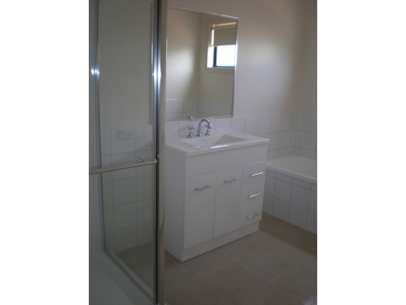 3/10 Betts Court, Swan Hill VIC 3585