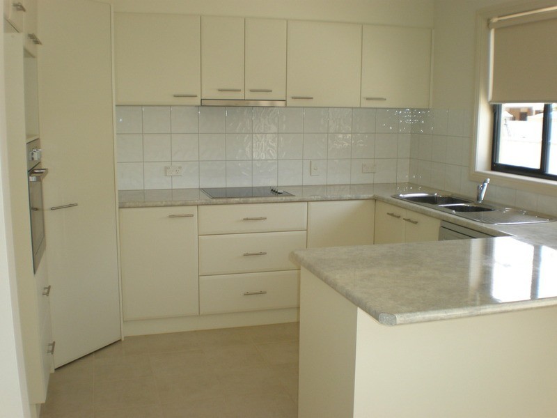 3/10 Betts Court, Swan Hill VIC 3585