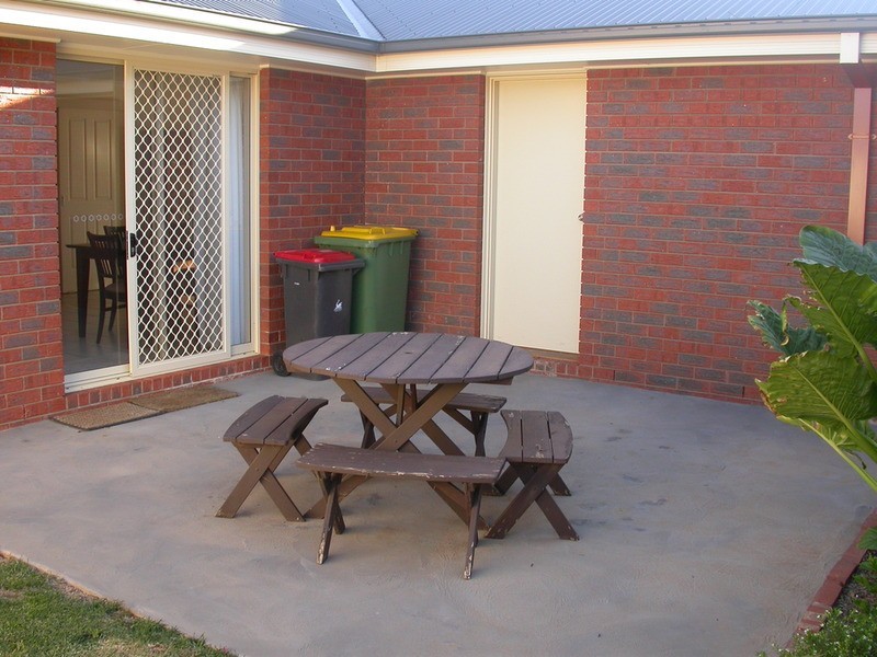 3/12 Wonnon Court, Swan Hill VIC 3585