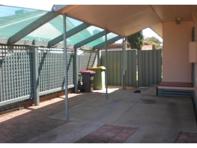 8 Eyre Court, Swan Hill VIC 3585