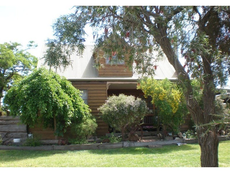 54 Donald Street, Nyah West VIC 3595