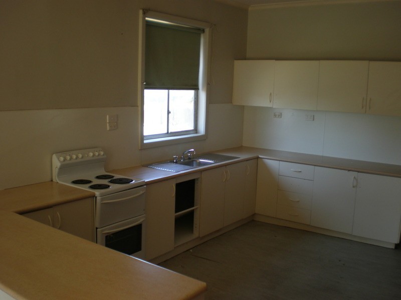 24 Murray Valley Highway, Lake Boga VIC 3584