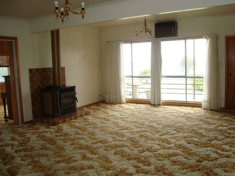 331 Lakeside Drive, Lake Boga VIC 3584