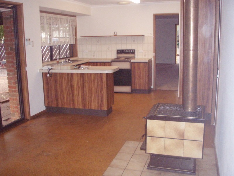 9 Boga Street, Lake Boga VIC 3584