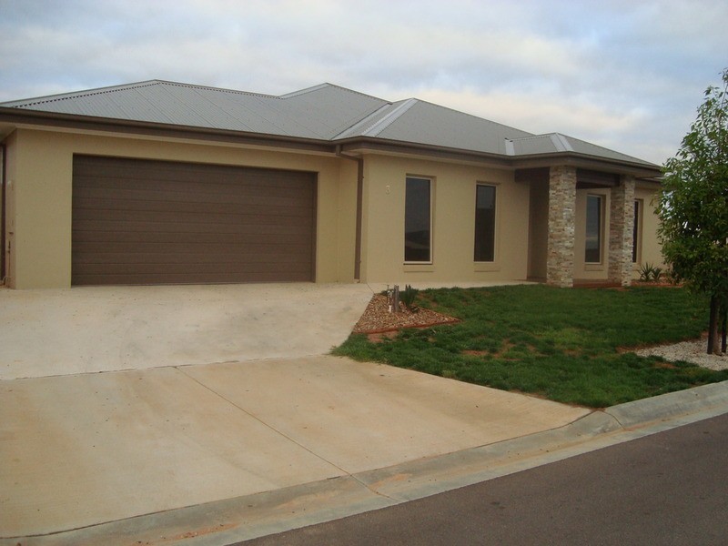 3 Manna Street, Swan Hill VIC 3585