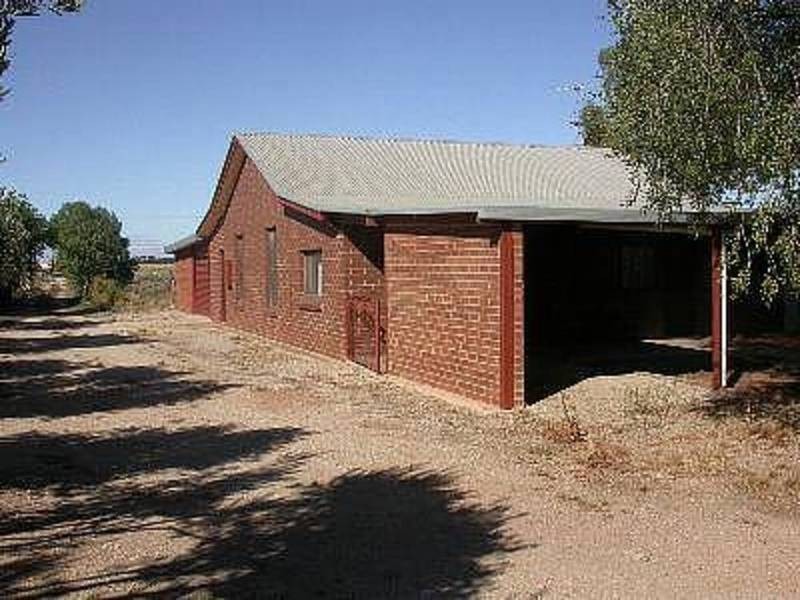 150 Woorinen Road, Swan Hill VIC 3585