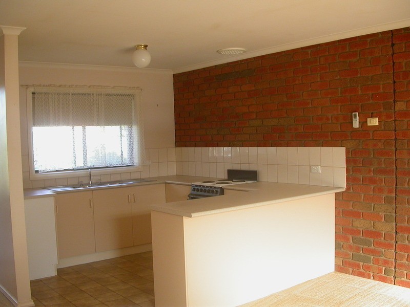 15/3-5 Parnee Street, Swan Hill VIC 3585