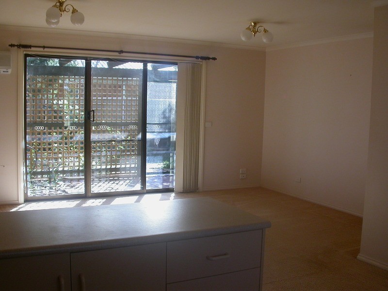 15/3-5 Parnee Street, Swan Hill VIC 3585