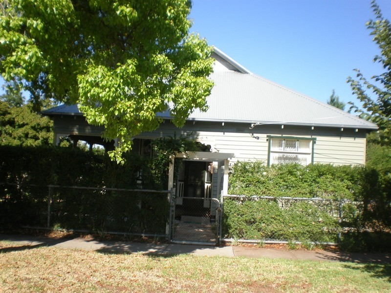 90 High Street, Swan Hill VIC 3585